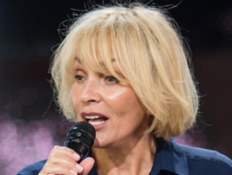 «Новые русские сенсации»: Лайма Вайкуле была девушкой из варьете и агентом Глорией