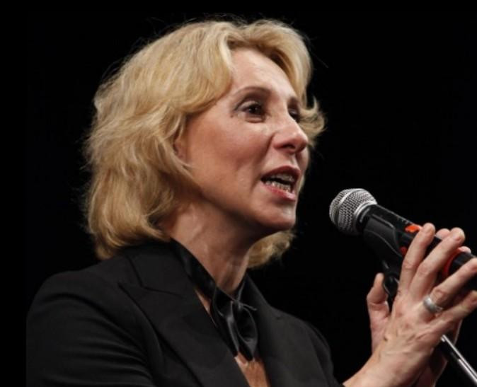 Актриса Юлия Рутберг рассказала о подробностях похищения 2 млн рублей и 7 тысяч евро