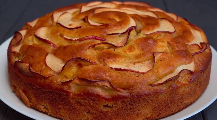 Что приготовить из яблок: быстрые и вкусные рецепты на каждый день