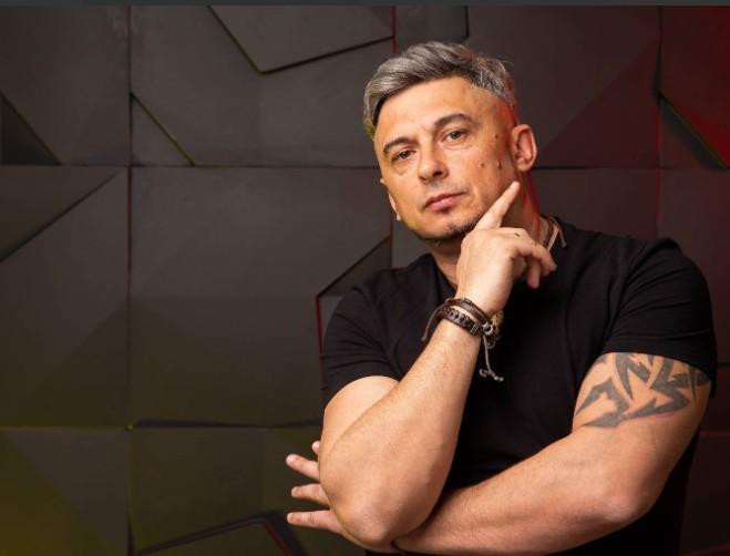 Экс-участник «Ласкового мая» Гуров ездит на гастроли в зону СВО