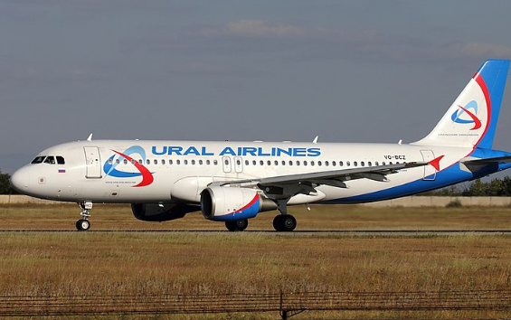 Посадивший в поле под Новосибирском самолет пилот Белов повторил подвиг своего отца