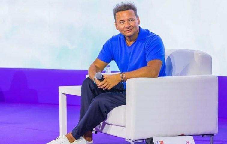 Александр Олешко рассказал о работе с юными актрисами новых «Папиных дочек»