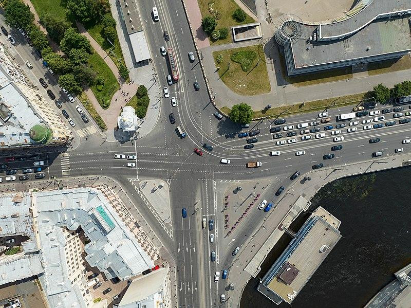 «Автостат:» Lada, Kia и Volkswagen оказались самыми популярными авто в Санкт-Петербурге