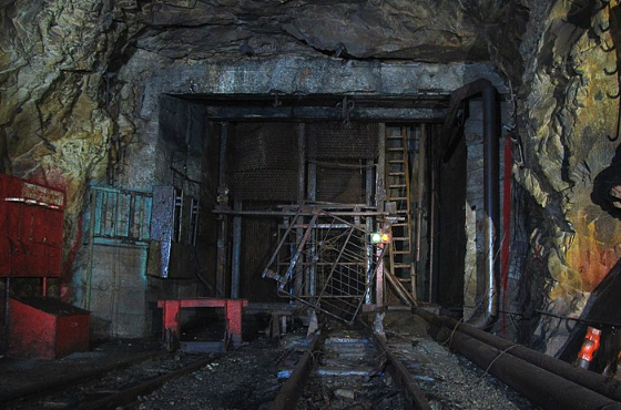 Из шахт Кузбасса эвакуируют горняков из-за проблем с вентиляцией