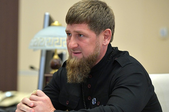 Кадыров развеял слухи о болезни одним видео со своей прогулки