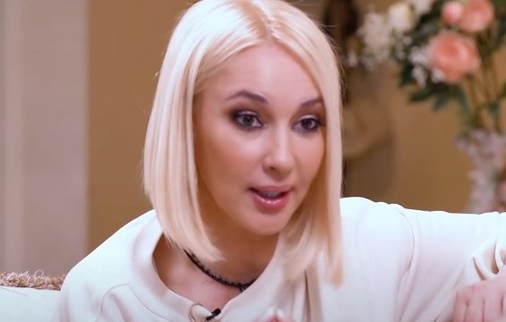 Лера Кудрявцева поздравила мужа с 36-летием забавным роликом с дочерью