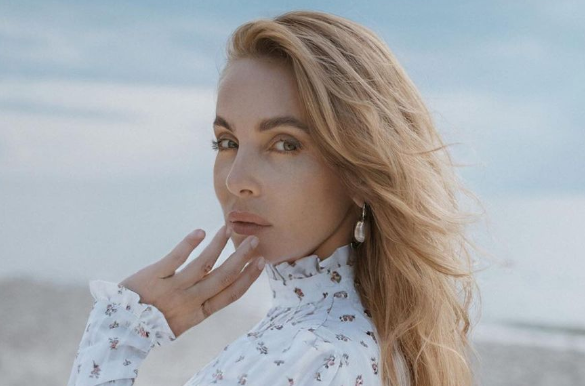 Жена Олега Газманова удивила «экспериментом» с голой пробежкой по пляжу