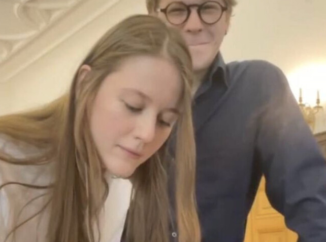 Названо имя супруги сына актрисы Анны Ардовой