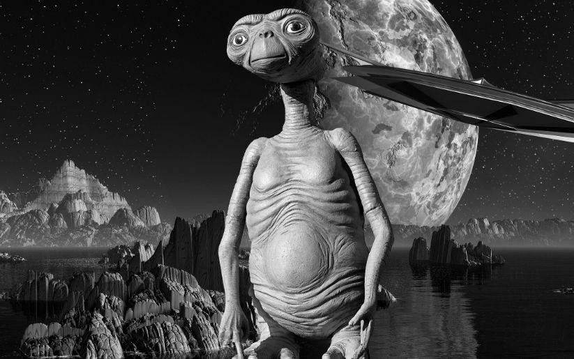 «МК»: Обнаруженная в московском шкафу мумия человека «пряталась от инопланетян»