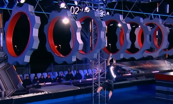 «СТС» возобновит шоу «Суперниндзя» с новыми ведущими