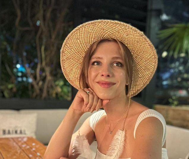 Елизавета Арзамасова поделилась впечатлениями от выхода Романа Костомарова на лед