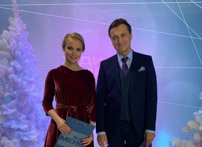 Александр Лазарев сообщил об уходе Татьяны Арнтгольц из программы «Жди меня»