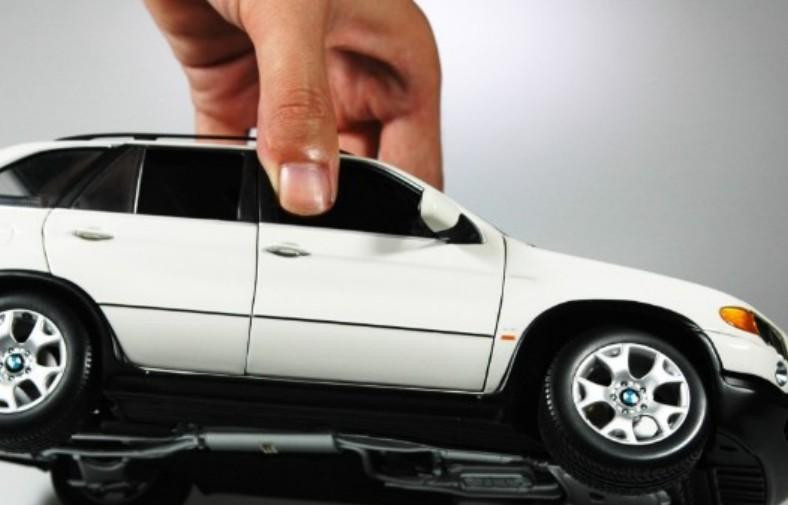 Автоэксперт Хайцеэр рассказал, почему стоит купить автомобиль до конца 2023 года