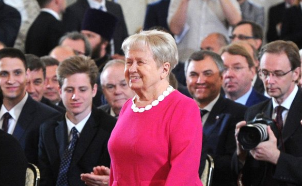 SHOT: Пахмутова погрузилась в глубокую депрессию после смерти Добронравова