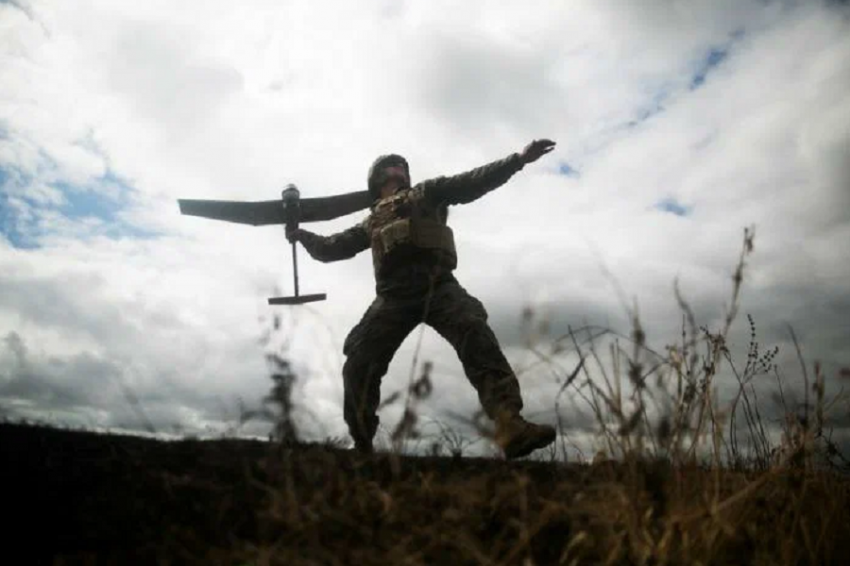 Эксперт Роберт Фарли предупредил Киев в осторожности выбора объектов для атак в РФ