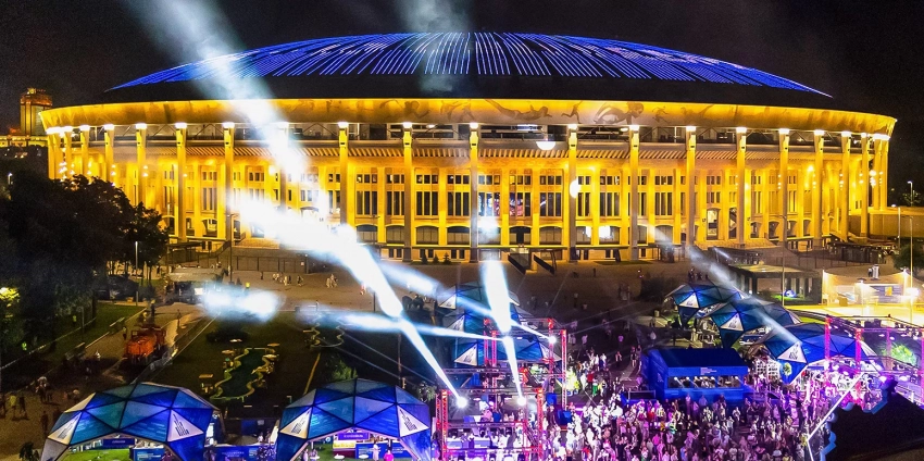 Полина Гагарина и Сергей Жуков: популярные артисты выступят на концерте ко Дню города в «Лужниках» - Новая общественная газета