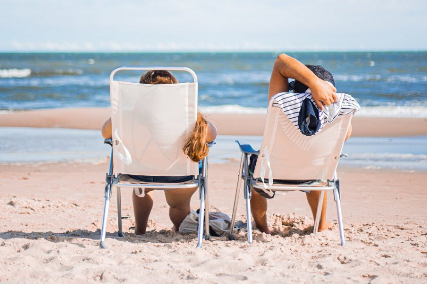 Эксперты рассказали, что летом две трети туристов РФ провели отпуск на море