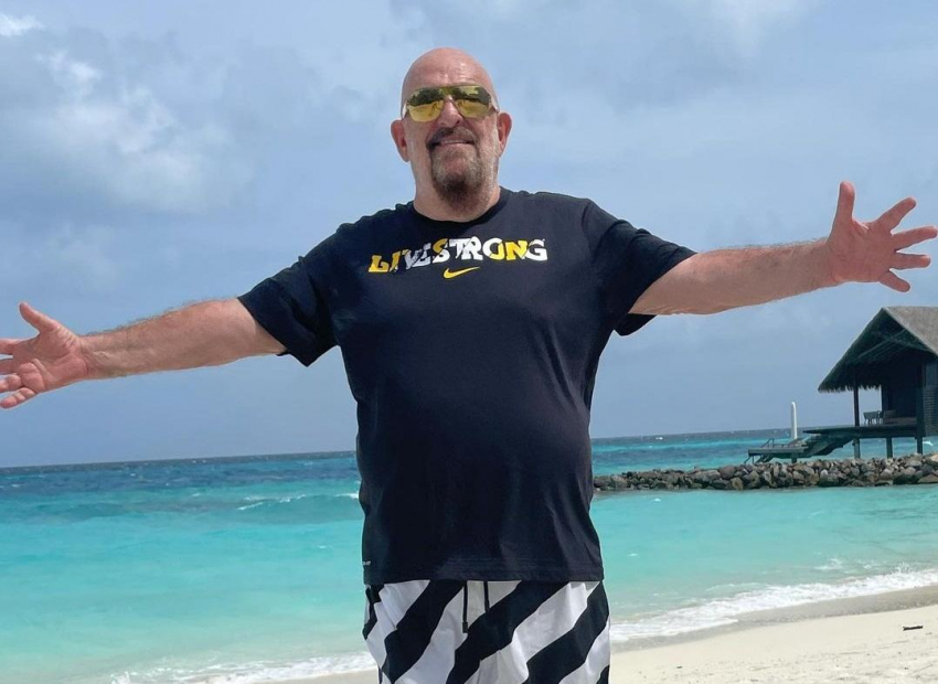 Михаил Шуфутинский назвал «3 сентября» одной из главных песен в его жизни