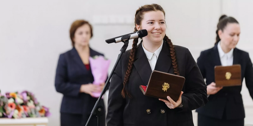 Начался прием заявок на получение знака отличия «Волонтер Москвы» - Новая общественная газета