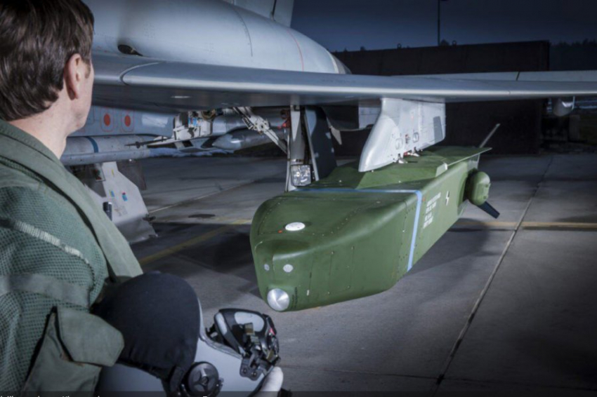 Эксперт Тебин назвал крылатые ракеты Taurus опасными для ВС России