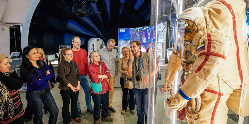 Более 380 экскурсий проведут в Москве к Всемирному дню туризма - Новая общественная газета