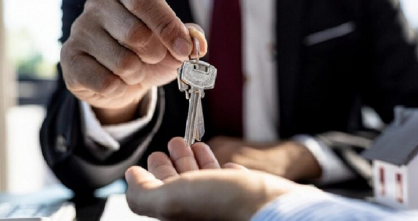 Массовая продажа квартир в Луганске: сотрудники СБУ отказываются от недвижимости