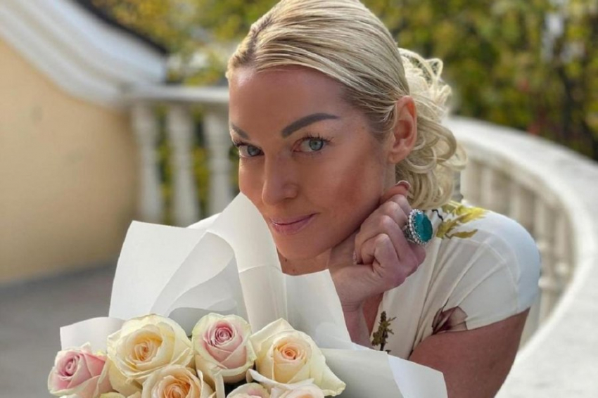 Анастасия Волочкова призналась, что у нее есть любимый, и снова раскритиковала Игоря Вдовина