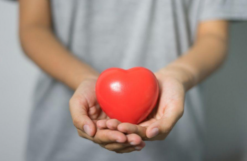 Врачи озвучили «РБК» норму пульса по возрастам