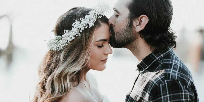 Сегодня, 23 сентября 2023 года, Венера и Уран образуют напряженный аспект, что может привести к некоторым неожиданным поворотам в любовной жизни