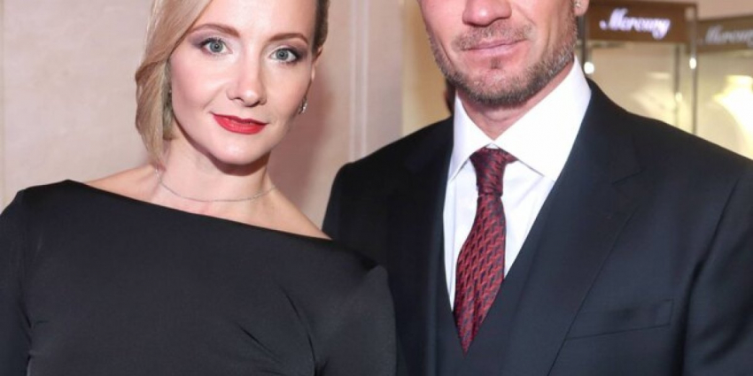 Роман Костомаров, новости на сегодня 23.09.2023г: Костомаров признал, что больным купался в проруби