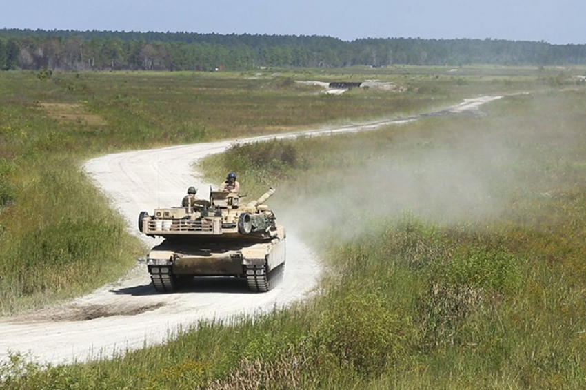 Американские танки Abrams станут дорогой обузой ВСУ