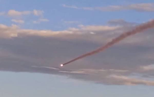 Украина снова попыталась атаковать Крым ракетами, их сбили системы ПВО