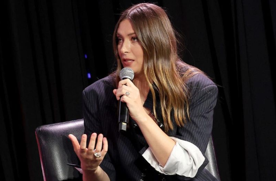 Мария Шарапова после родов располнела в бердрах