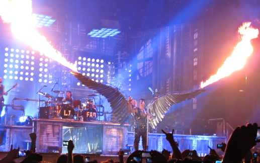 В Ростове активисты потребовали запретить песни поддержавшей Украину группы Rammstein