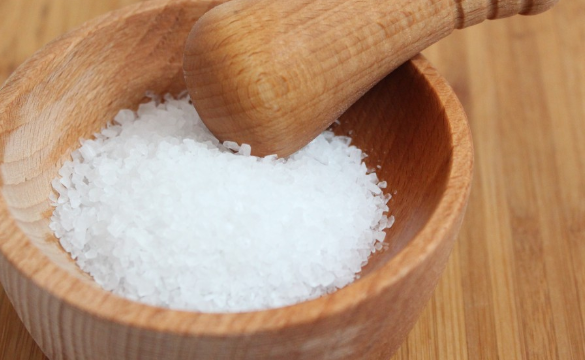 Врач Захарова рассказала о вреде скрытой соли