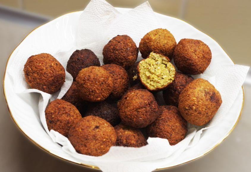 Приготовленный во фритюре фалафель оказался токсичен для яичек