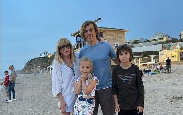 Иноагент Максим Галкин показал рижские пальмы и опроверг слухи о бегстве из Израиля