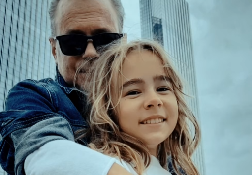 Владимир Левкин назвал «кошмаром» музыкальные вкусы младшей дочери