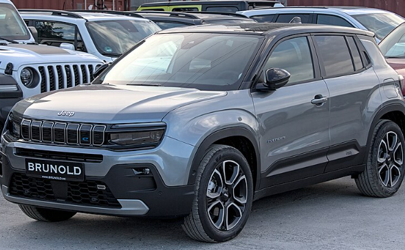Первый электрокар от Jeep удивил управляемостью во время «лосиного теста»