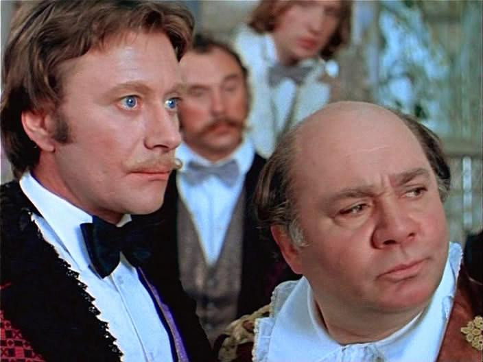 Музыку к фильму «Обыкновенное чудо» Гладков написал во время личной трагедии