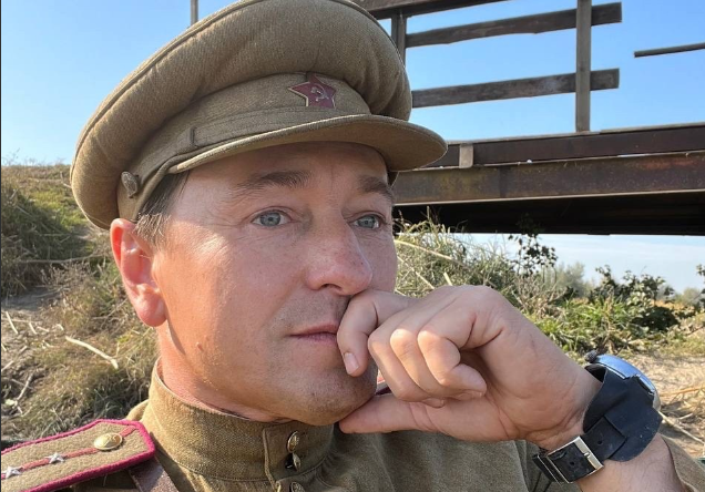 Актер Сергей Безруков отмечает 50-летие