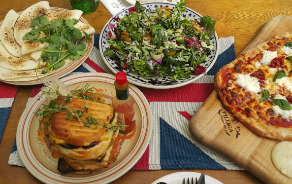 107-летняя британка назвала секретом своего долголетия хороший аппетит