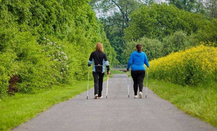 Британские ученые: Быстрая ходьба поможет снизить риск развития деменции и рака