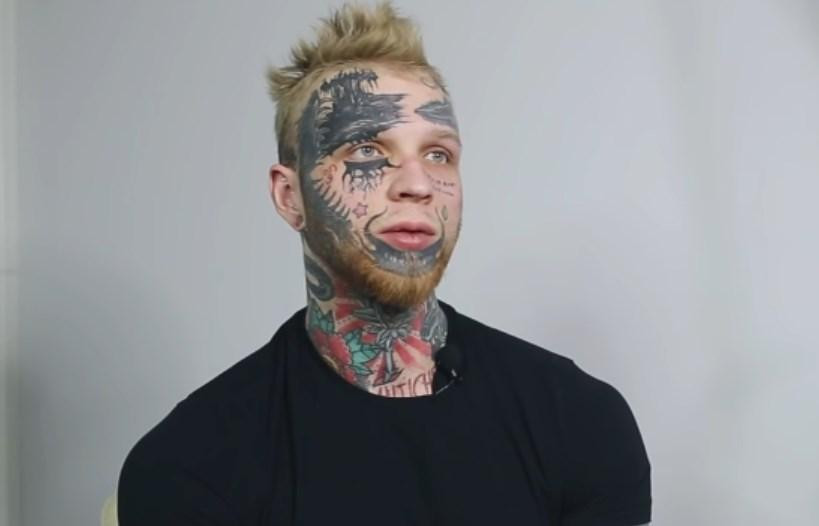 Сын Елены Яковлевой Денис Шальных показал фанатам фото своей «любимой дочки»