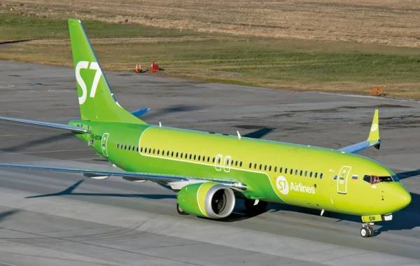 В Новосибирске совершил экстренную посадку пассажирский самолет из-за отказа двигателя