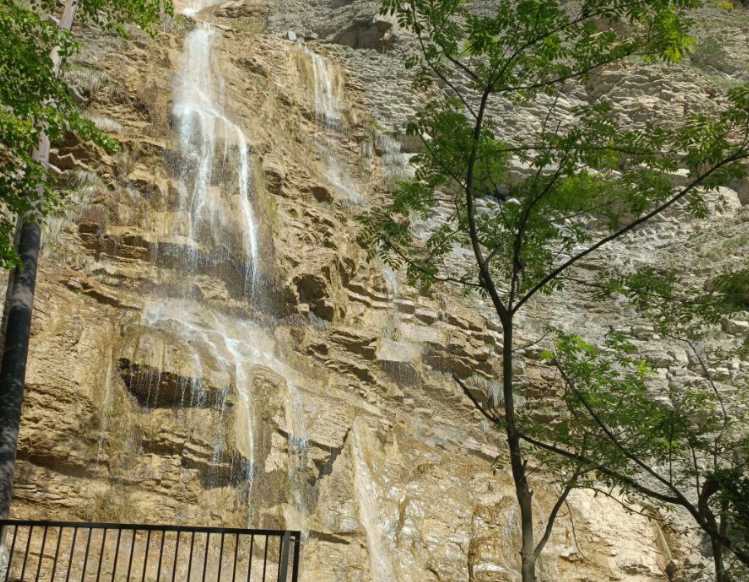 Ученые раскрыли удивительные размеры самого высокого водопада Крыма