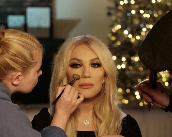 Таисия Повалий пожаловалась, что после процедуры одна её щека больше другой