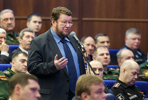 Уволенный с канала Соловьева Сатановский извинился за слова о Марии Захаровой