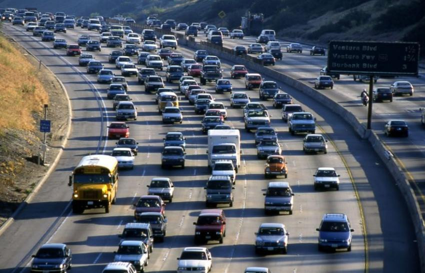 Правительство не поддержало введение штрафов до 100 000 рублей для водителей шумных машин