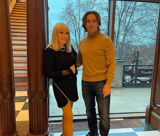 Алла Пугачева решила не продавать российские квартиры, но раздумывает об их сдаче в аренду